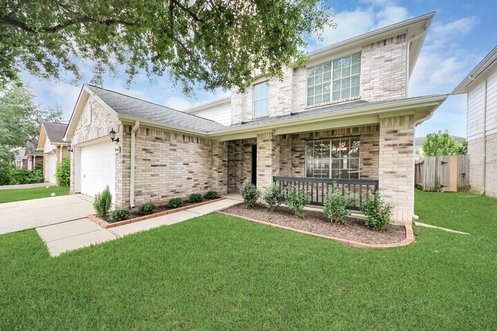 Property Photo: 9506 Lasbury Drive TX 77083