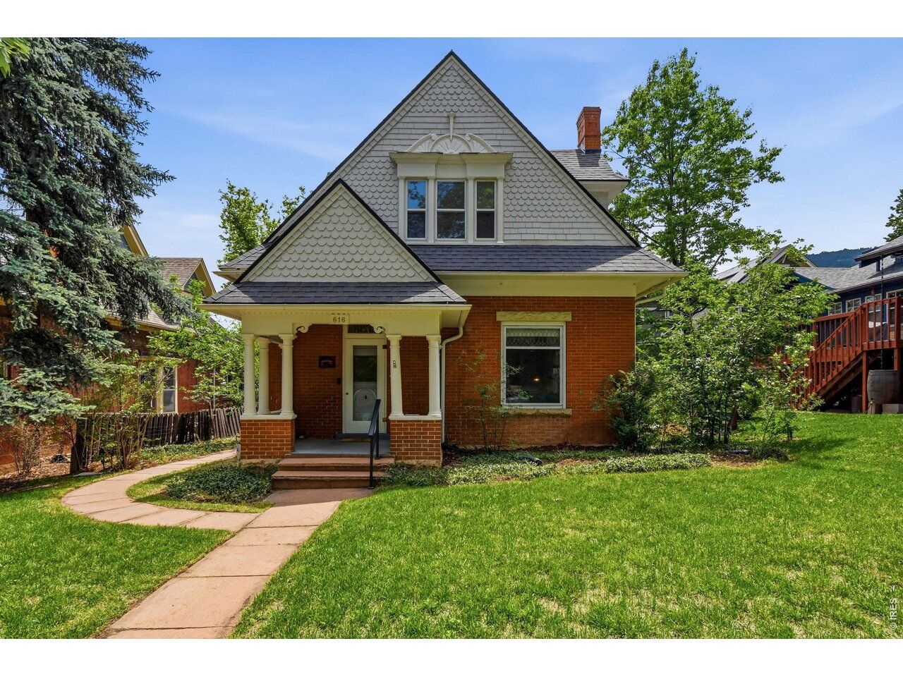 Property Photo: 616 Pine St CO 80302