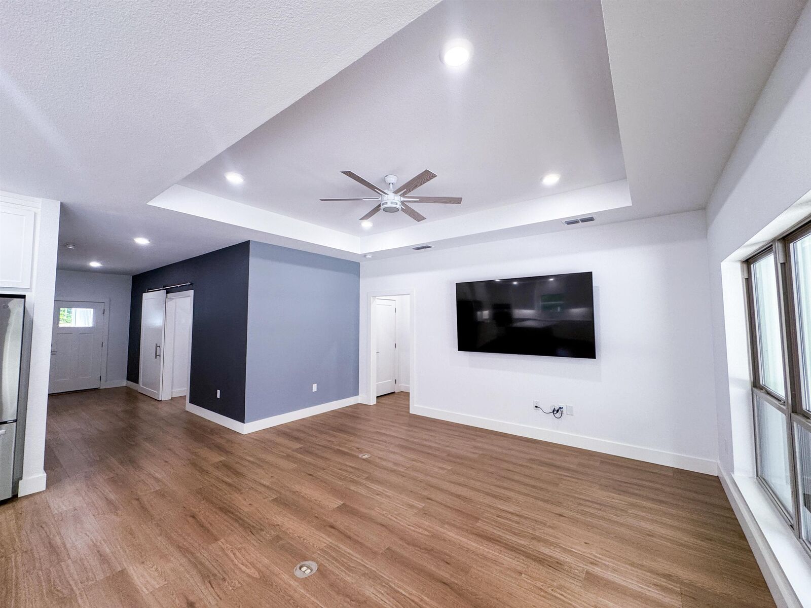 Property Photo:  305 County Road 1145  TX 75551 