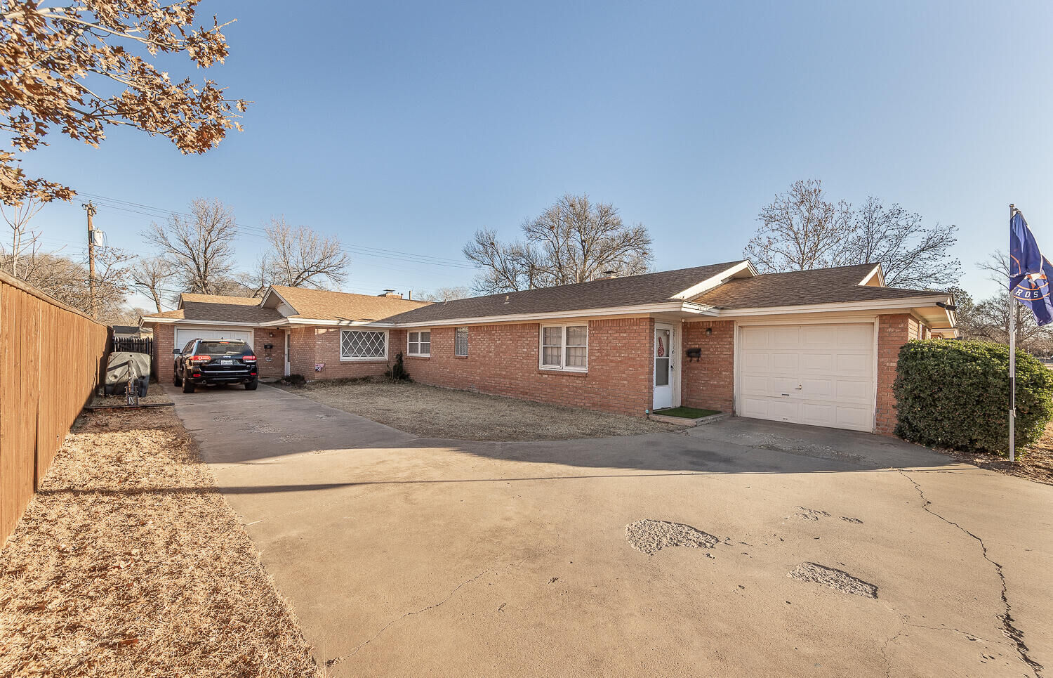 Property Photo:  2412 33rd Street  TX 79411 