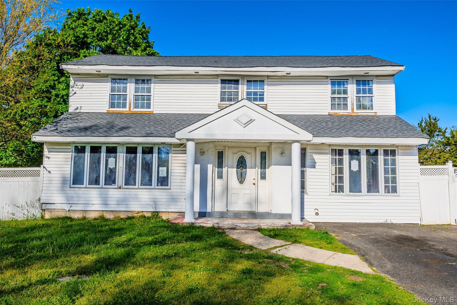Property Photo: 147 Branch Avenue NY 11722