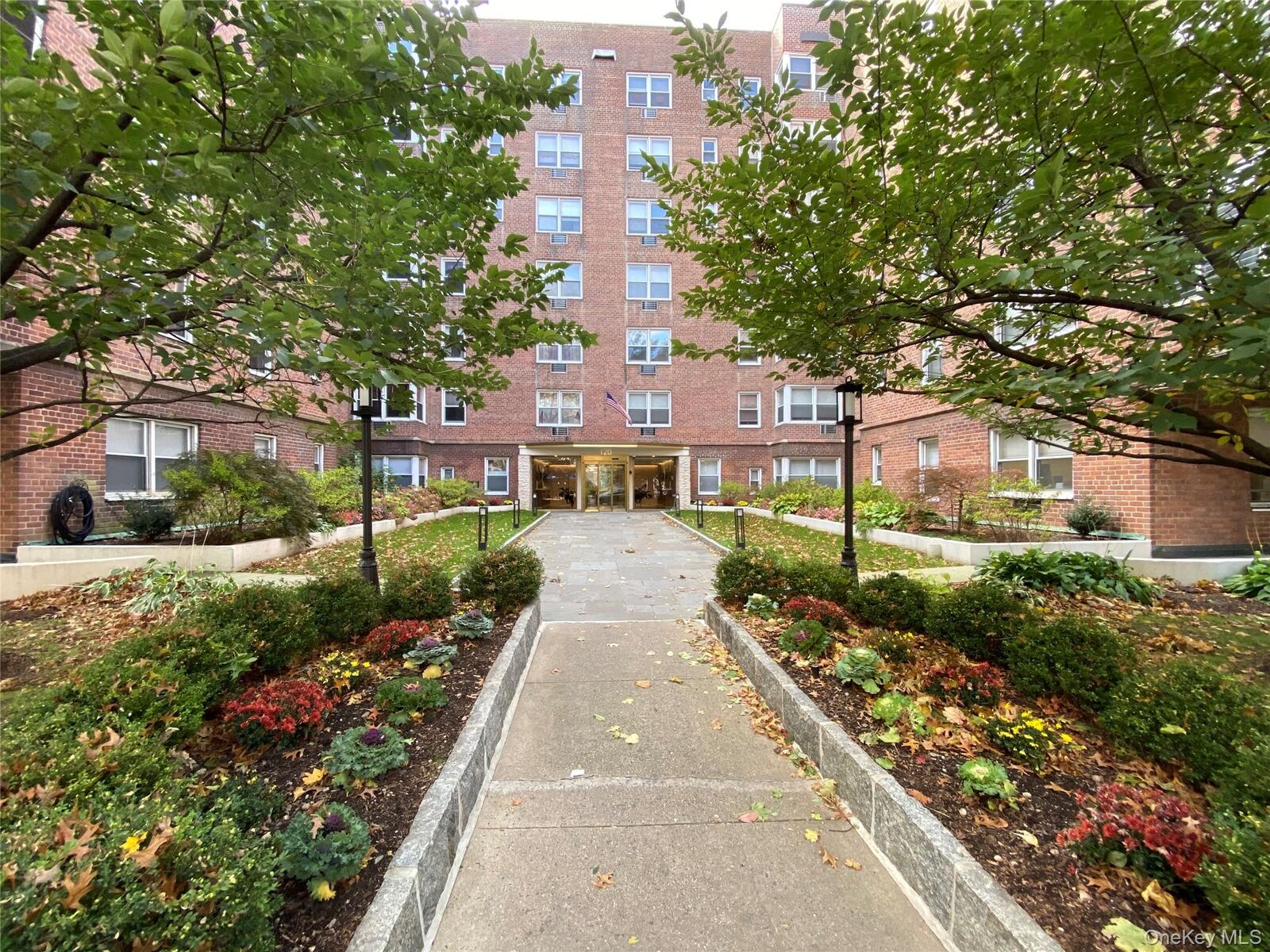 Property Photo: 120 E Hartsdale Avenue 1R NY 10530