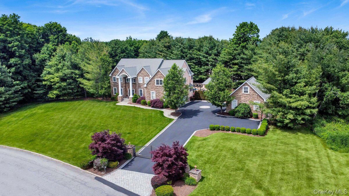 Property Photo: 9 Tyler Court NY 10541
