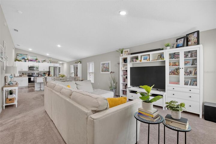 Property Photo:  13043 Pennybrook Drive  FL 33579 