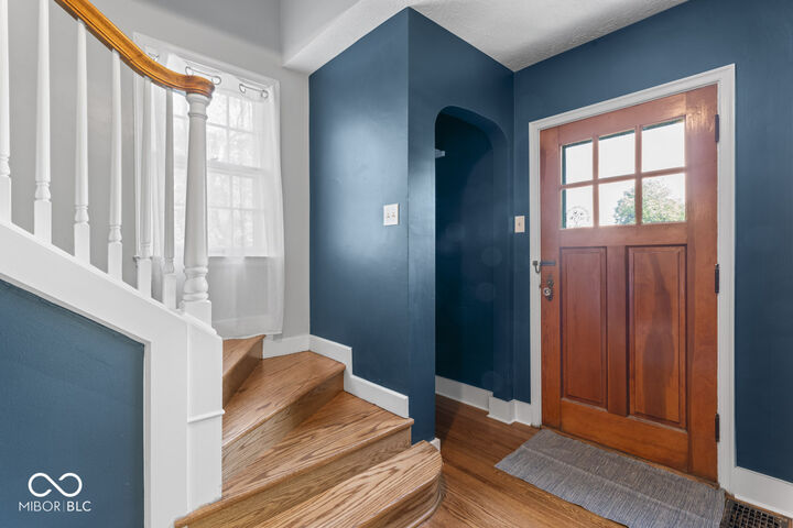 Property Photo:  1725 Conner Street  IN 46060 