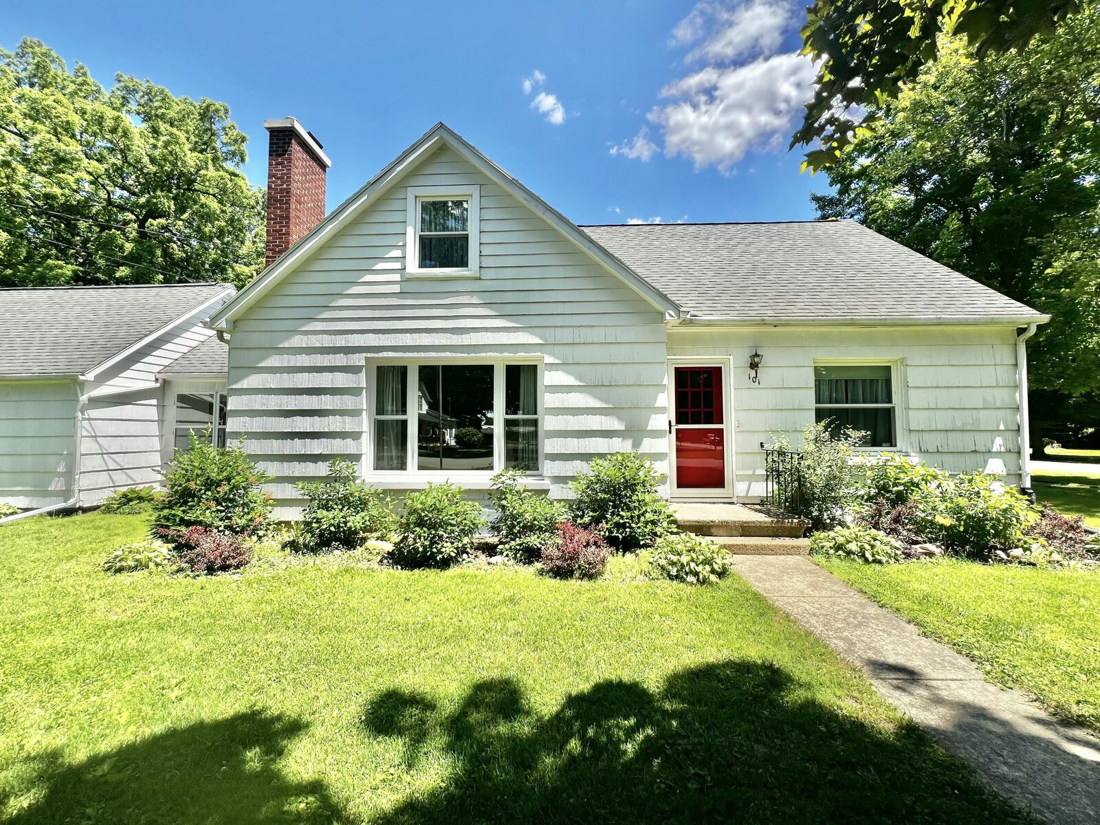 Property Photo:  101 N Jackson Street  MI 49241 