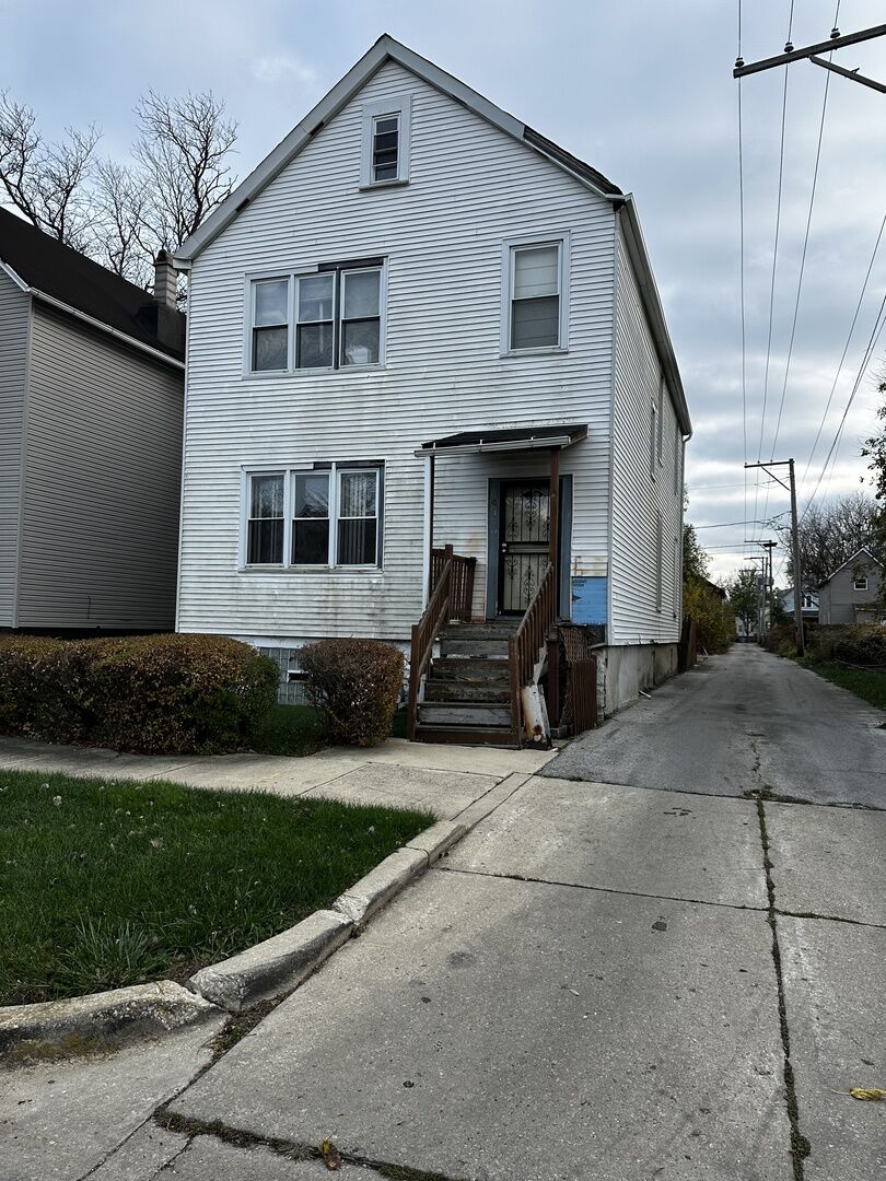 Property Photo: 347 W 59th Place IL 60621