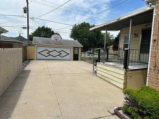 Property Photo:  7700 Lawler Avenue  IL 60459 
