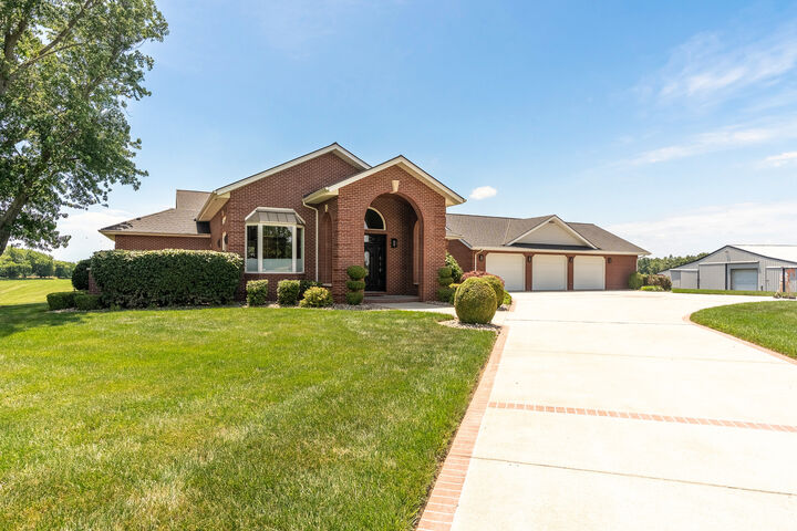 Property Photo:  6414 Ava Road  IL 62966 