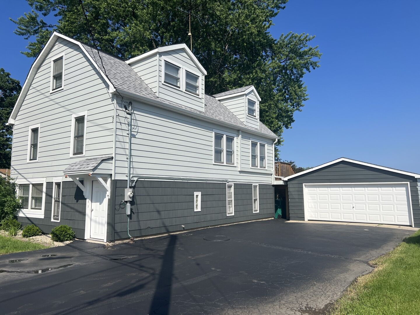 Property Photo:  163 Eagle Point Road 1  IL 60020 