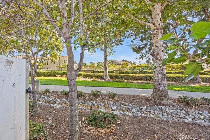 Property Photo:  15 Bluecoat  CA 92620 