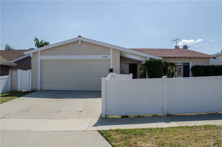 Property Photo: 21408 Berendo Avenue CA 90502