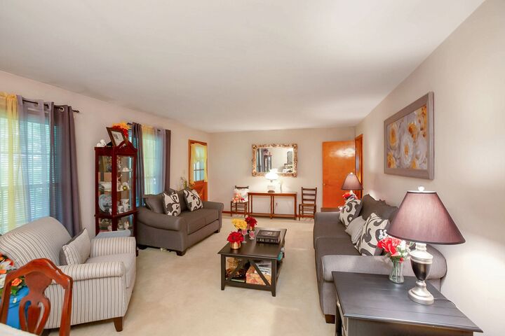 Property Photo: 2226 Hwy 25 W TN 37048