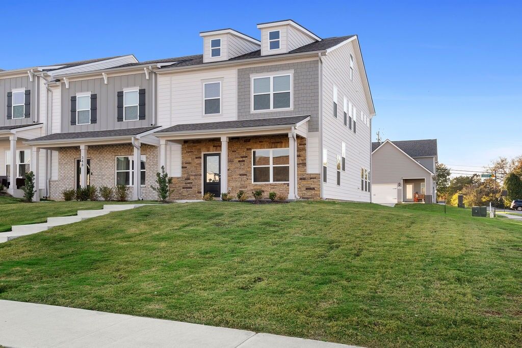 Property Photo:  350 Canonbury Dr  TN 37087 