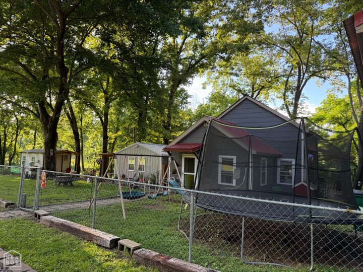 Property Photo:  277 6th Street  AR 72634 