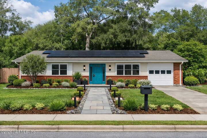 Property Photo: 1814 Grove Park Drive FL 32073