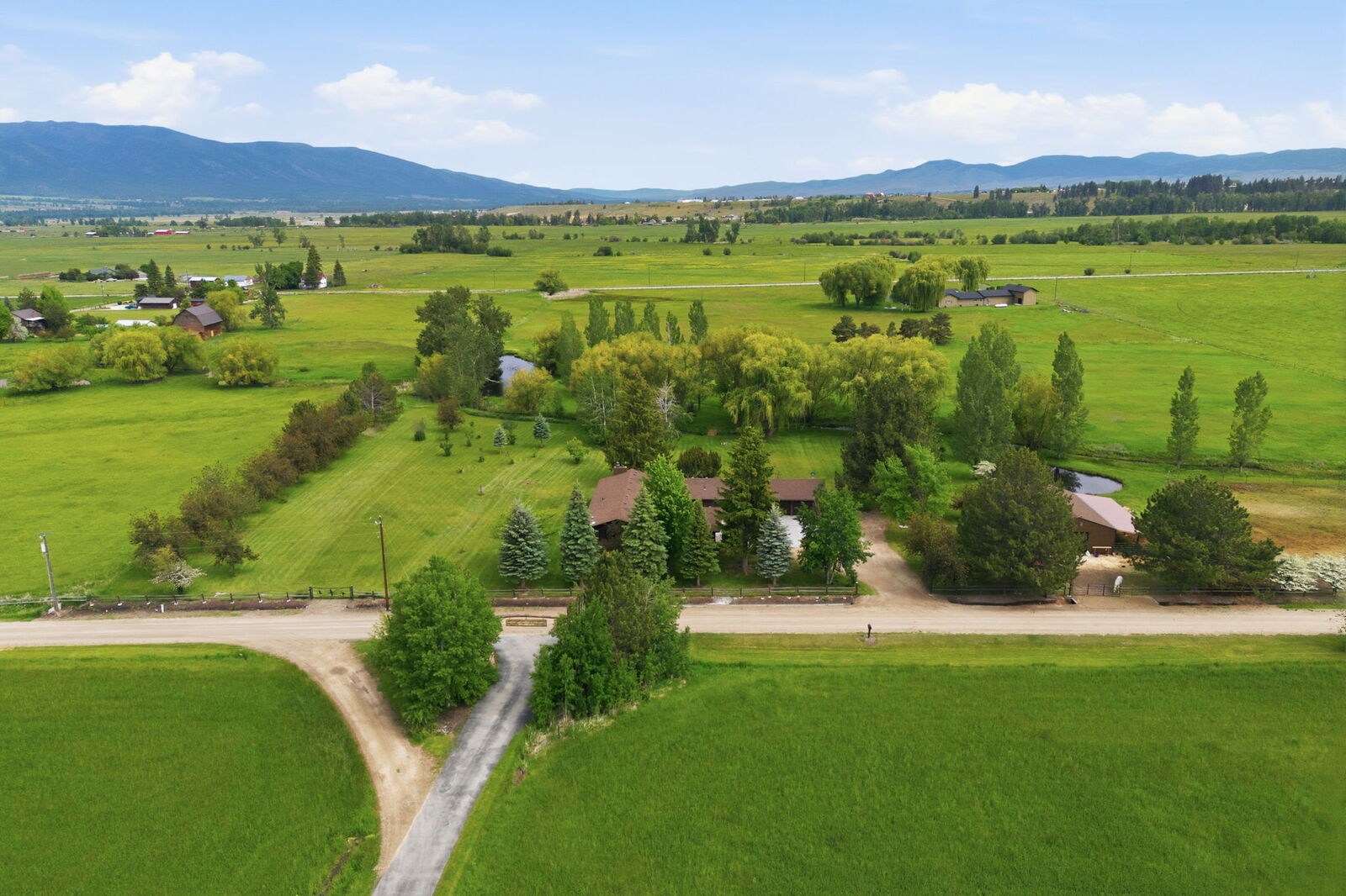Property Photo: 586 Cash Nichols Road MT 59870