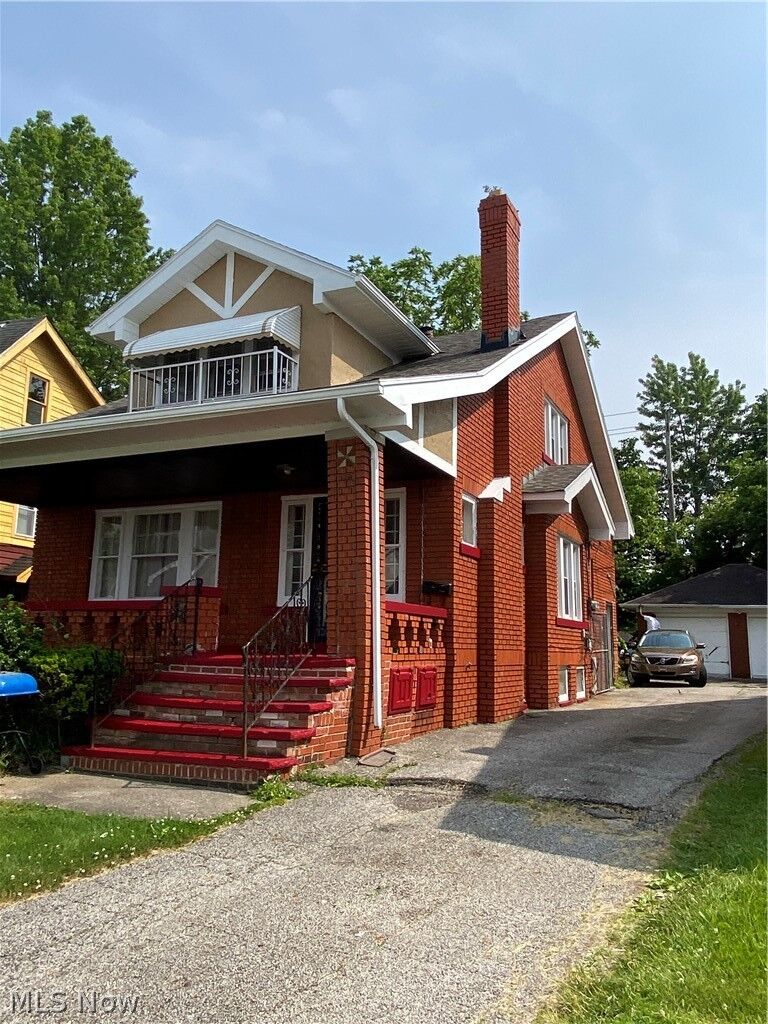 Property Photo:  13118 Saybrook Avenue  OH 44105 