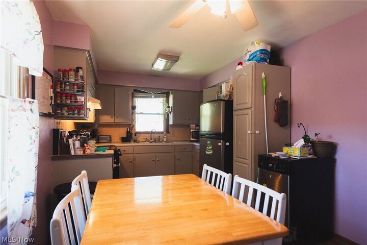 Property Photo:  701 Jones Street  OH 44425 