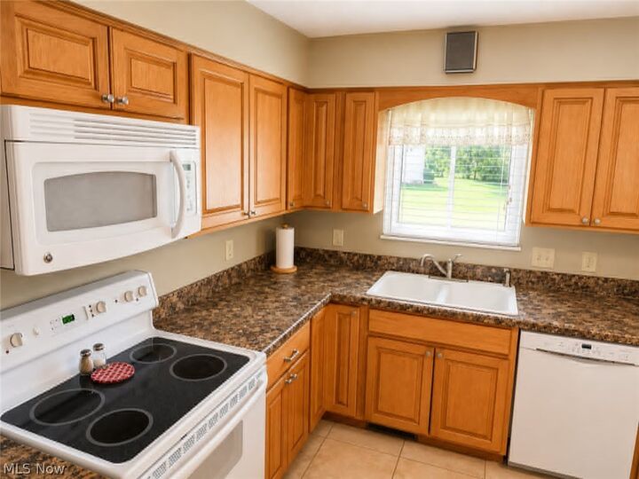 Property Photo:  14598 S Gateway Drive  OH 44133 