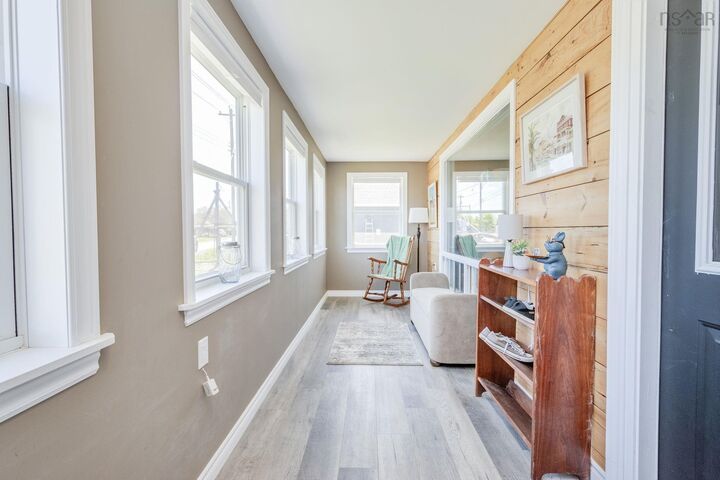 Property Photo:  170 Oak Street  NS B0N 1C0 
