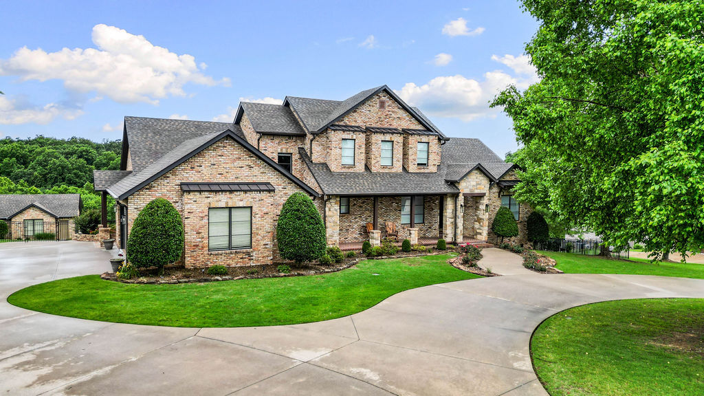 Property Photo: 4146 NE Dogwood Canyon Loop AR 72704