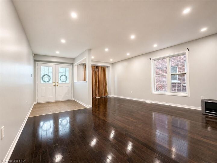 Property Photo:  63 Kaufman Drive Upper  ON L0R 1C0 
