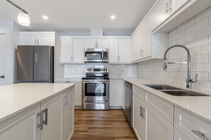 562 Malpeque Road 103 — photo 1