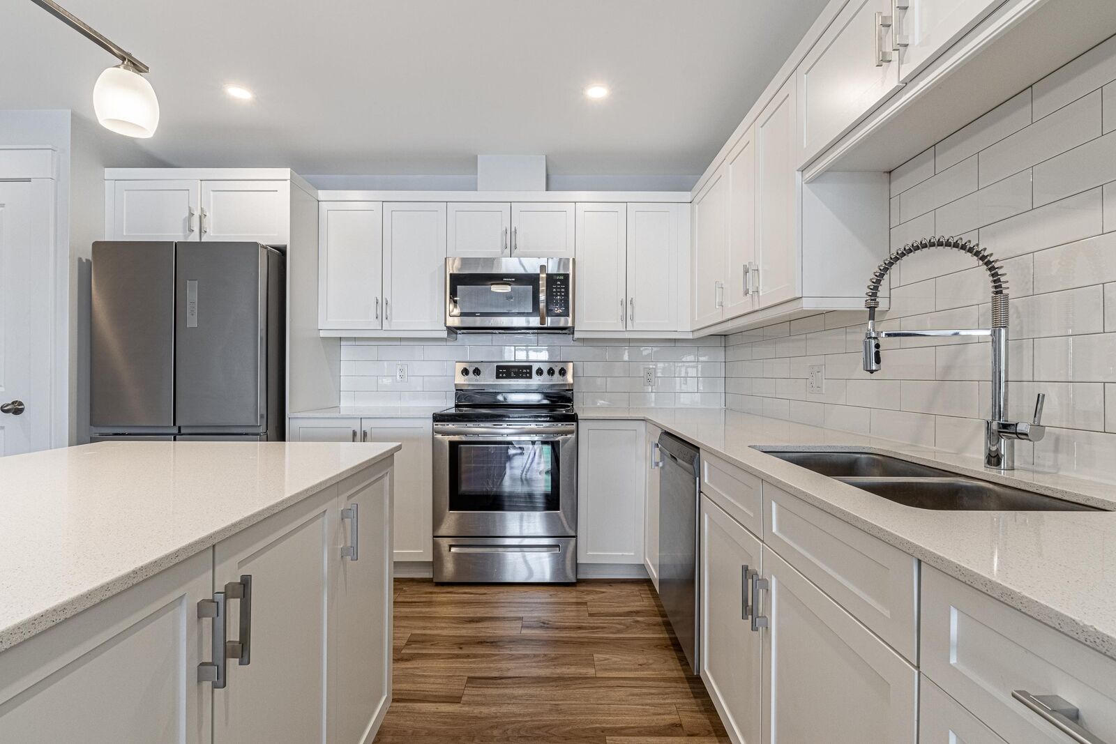 Property Photo:  562 Malpeque Rd Road 103  PE C1E 0J4 