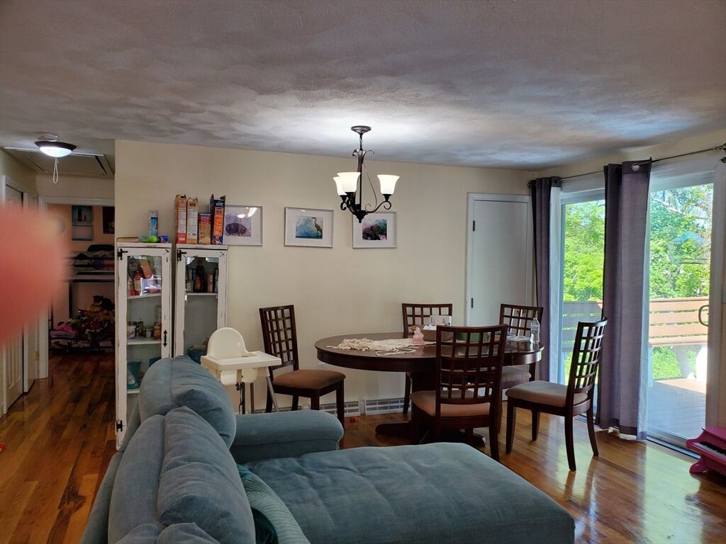 Property Photo:  4 Minuteman Dr 1  MA 01730 