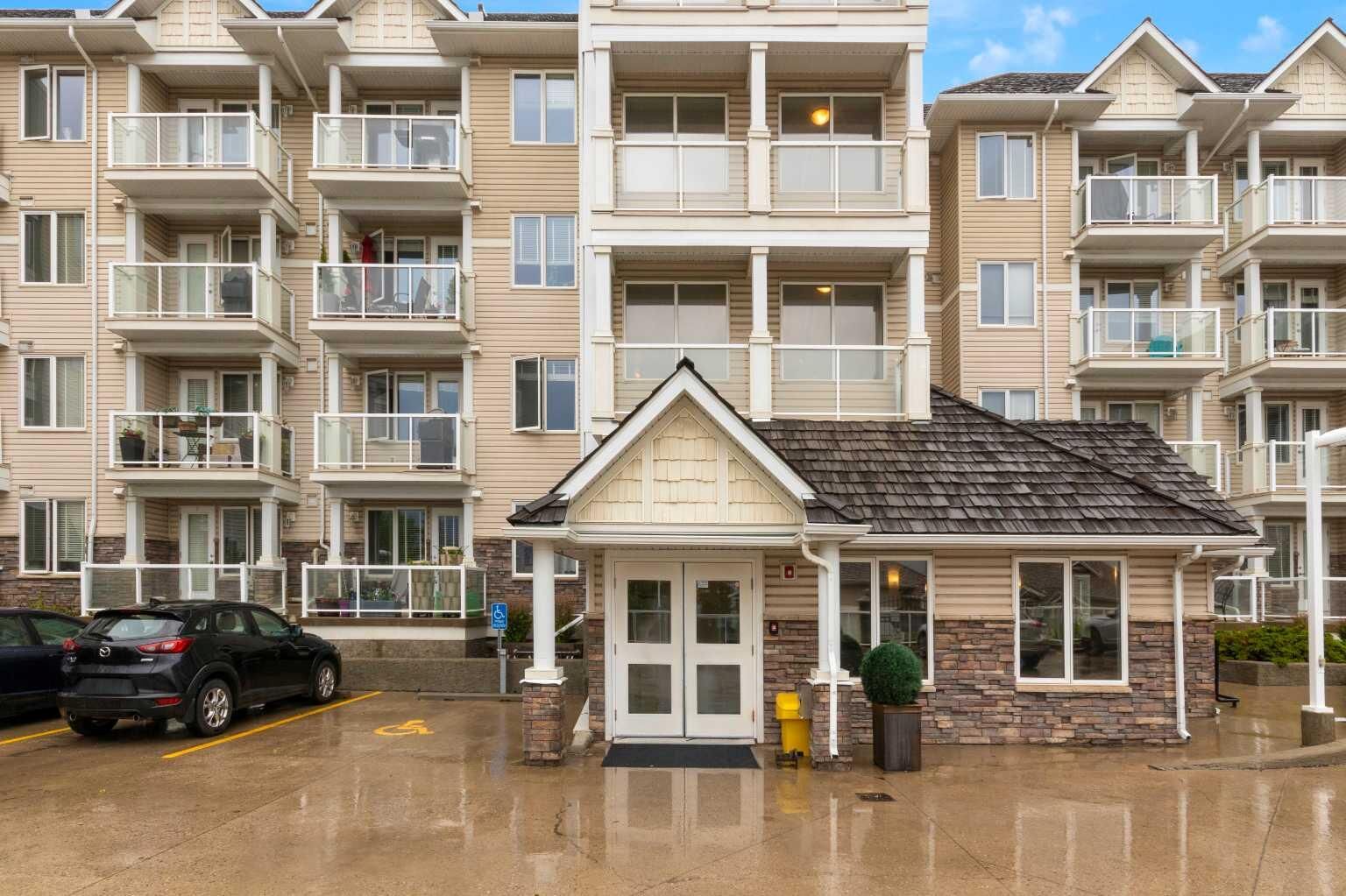 Property Photo: 500 Rocky Vista Gardens NW 102 AB T3G 0C3