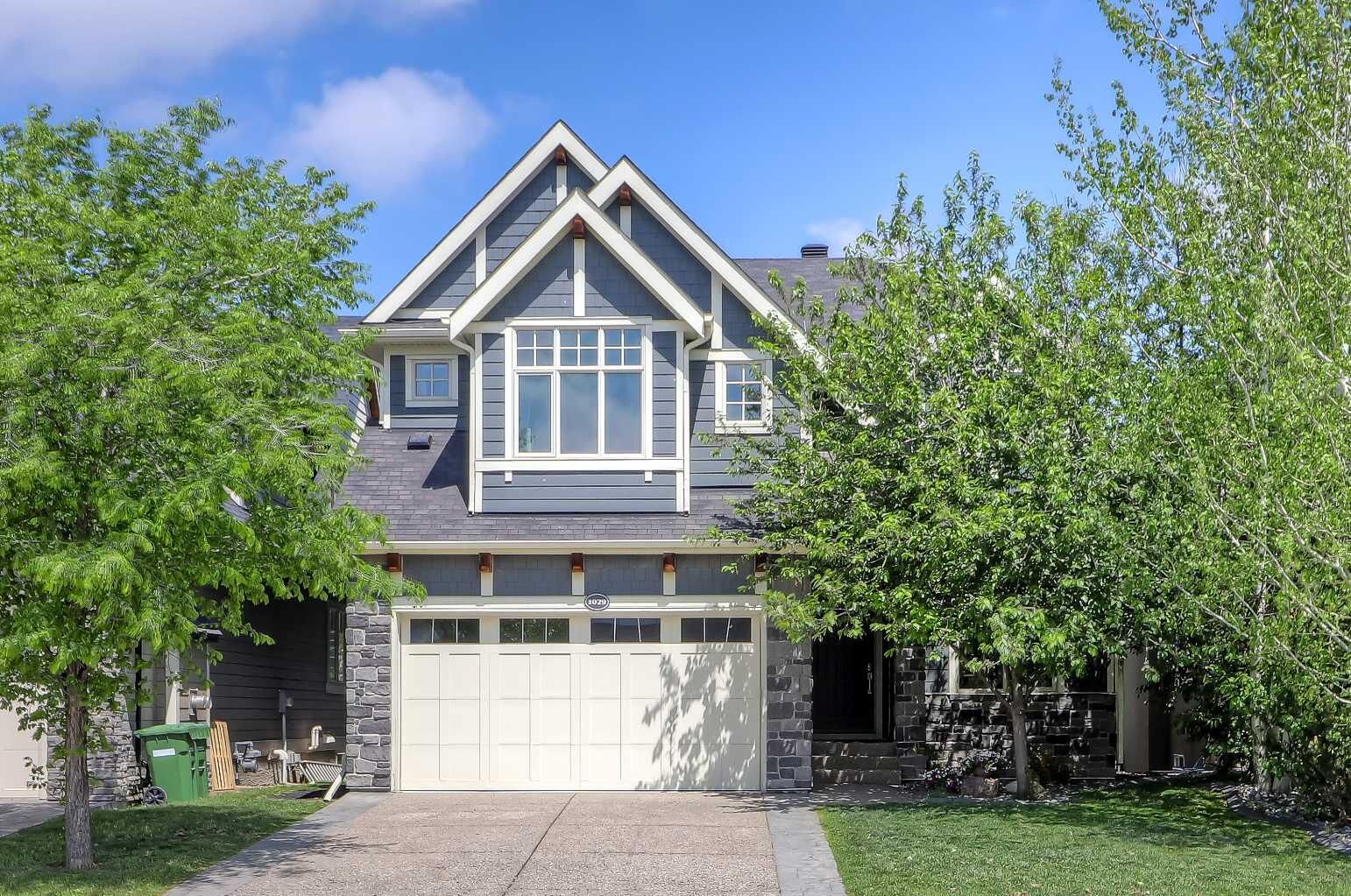 Property Photo:  1029 Coopers Drive SW  AB T4B 3L7 