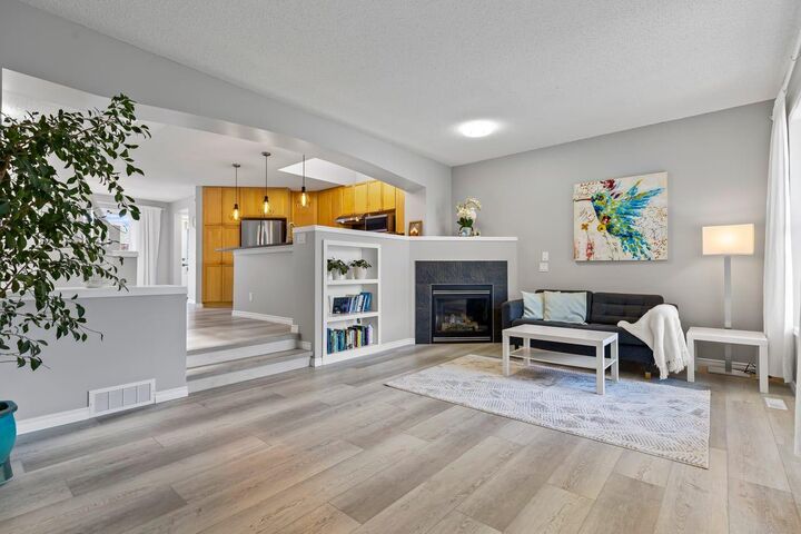 Property Photo:  122 Auburn Bay Heights SE  AB T3M 0A7 