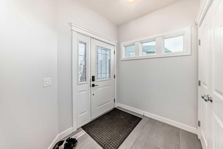 Property Photo:  51 Evanscrest Way NW  AB T3P 0P9 
