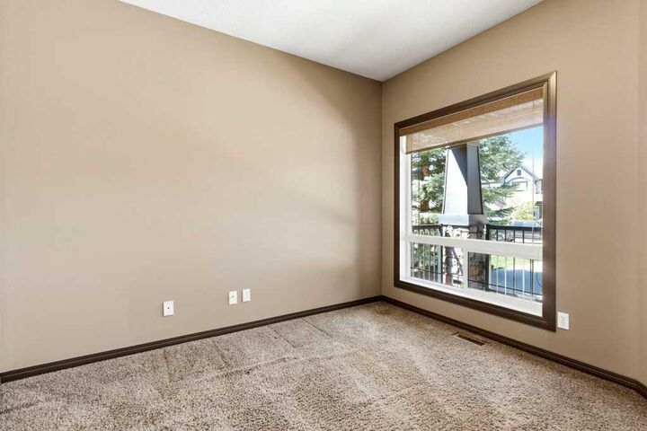 Property Photo: 23 Aspen Stone Crescent SW AB T3H 5Y8