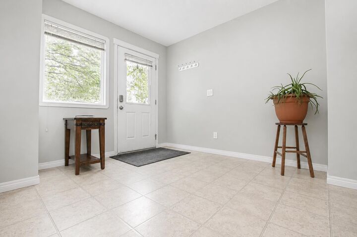 Property Photo:  9105 91 Street #114  AB T8X 0E6 