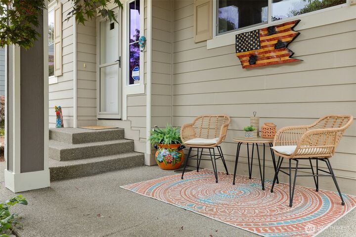 Property Photo:  507  Meadowwood Drive SW  WA 98502 