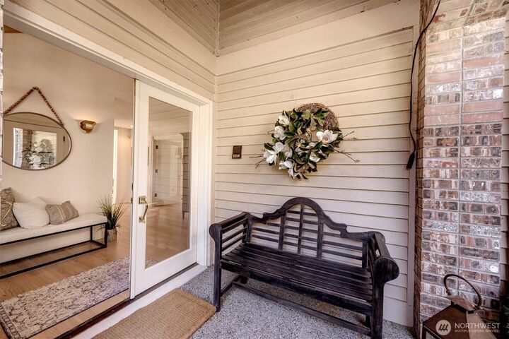 Property Photo:  13713  209th Avenue NE  WA 98077 