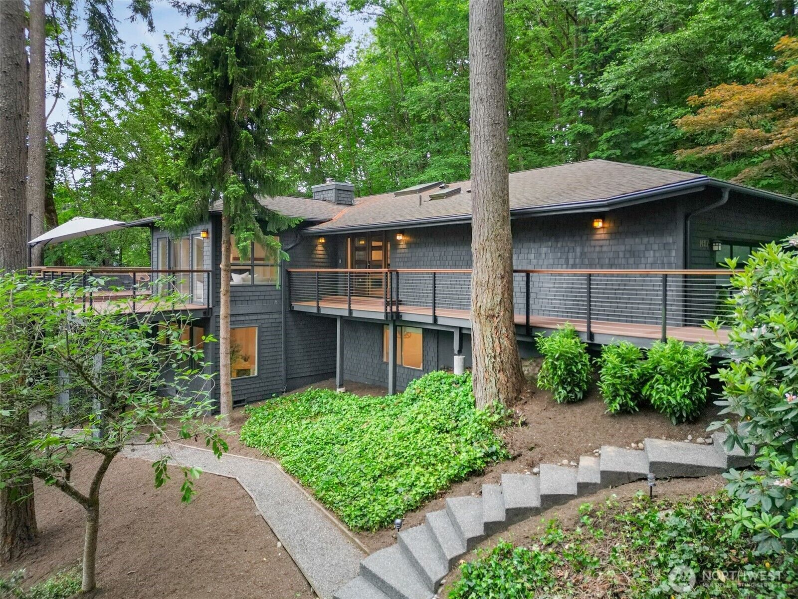 Property Photo:  14317 SE 49th Street  WA 98006 