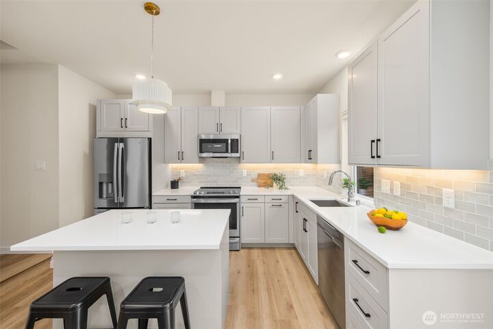 Property Photo: 6226 7th Avenue NW C WA 98107