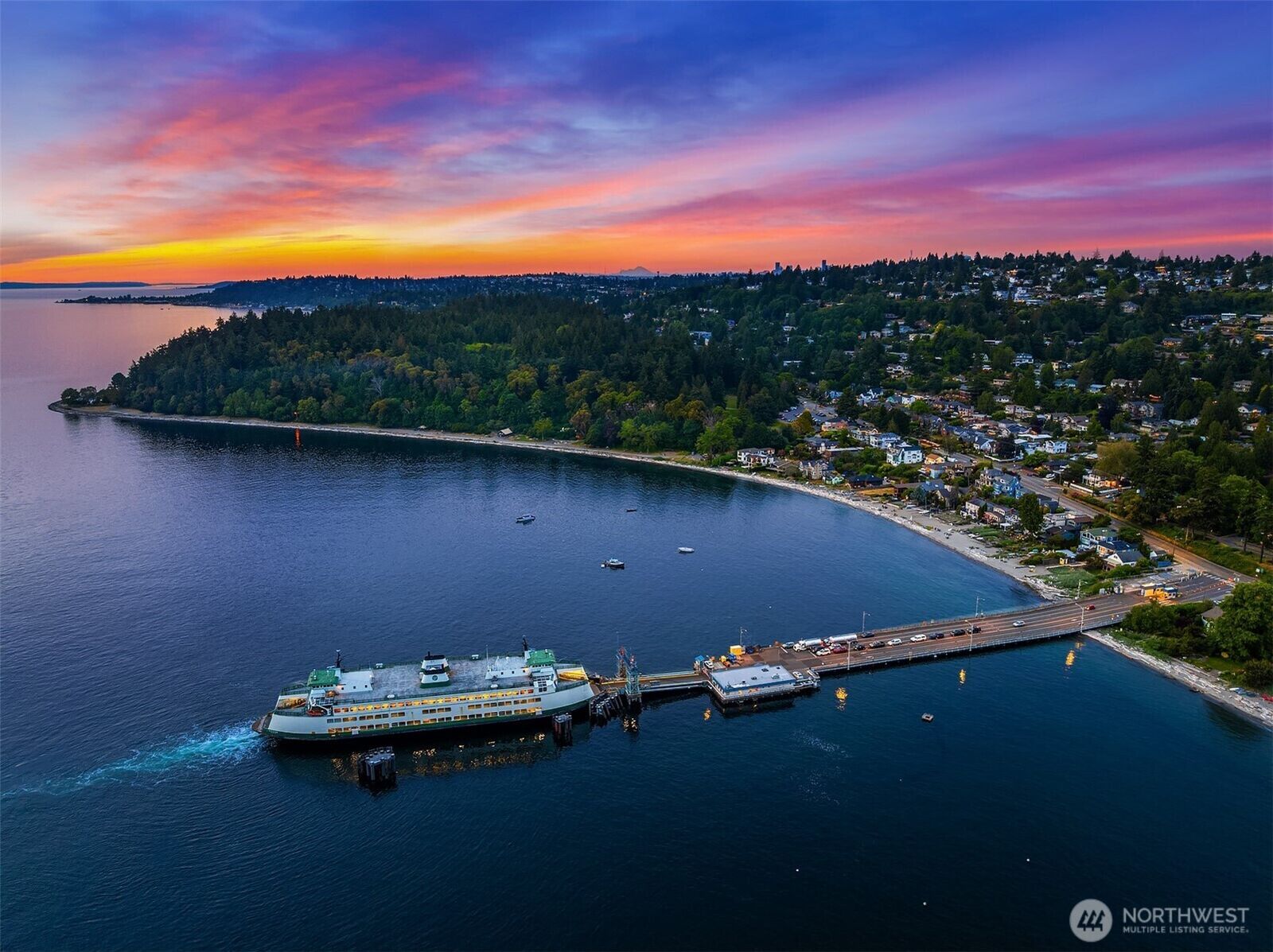 Property Photo: 8917 Fauntleroy Way SW WA 98136