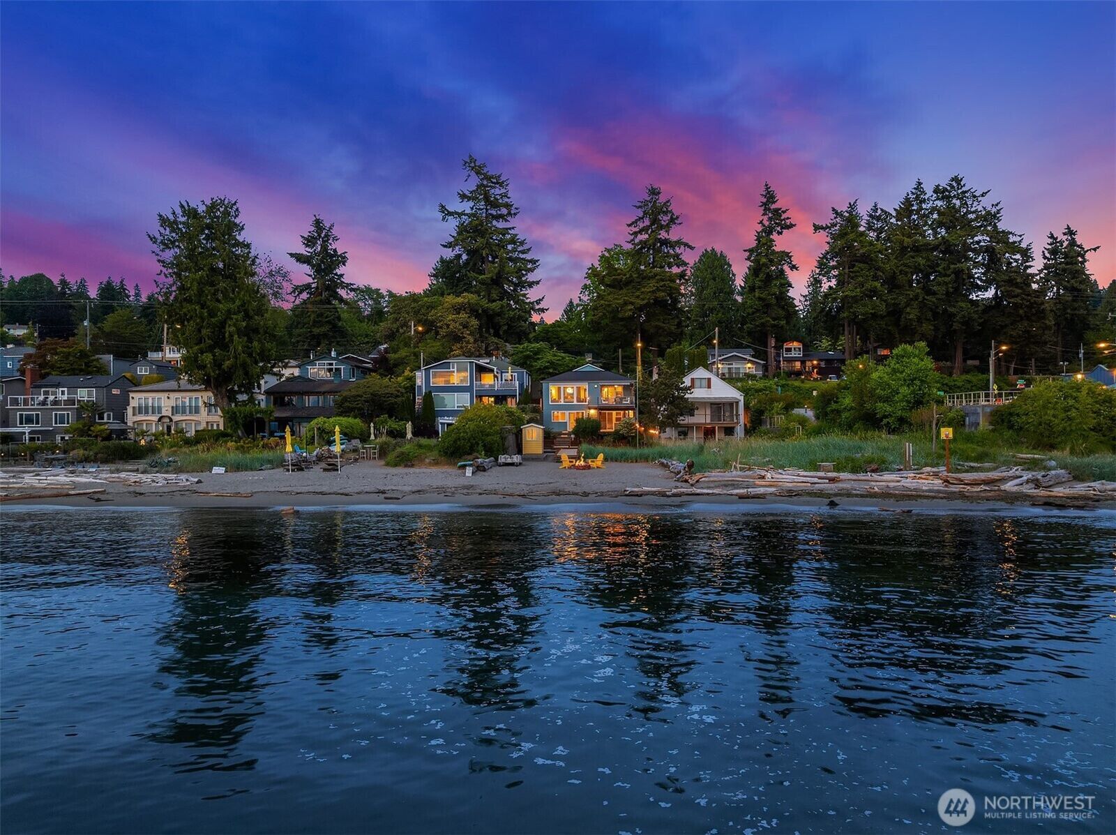 Property Photo:  8917  Fauntleroy Way SW  WA 98136 