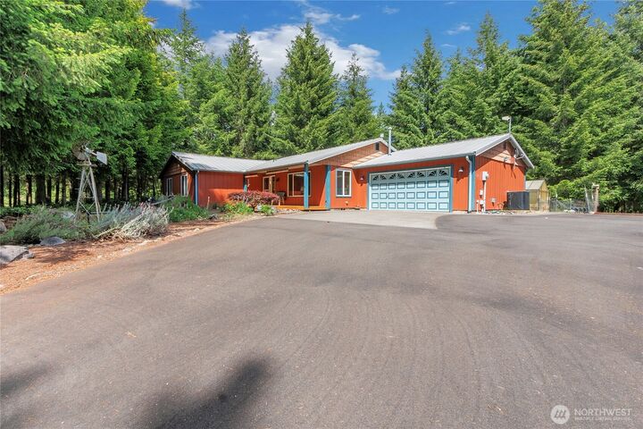 Property Photo: 19829 147th Avenue SE WA 98597