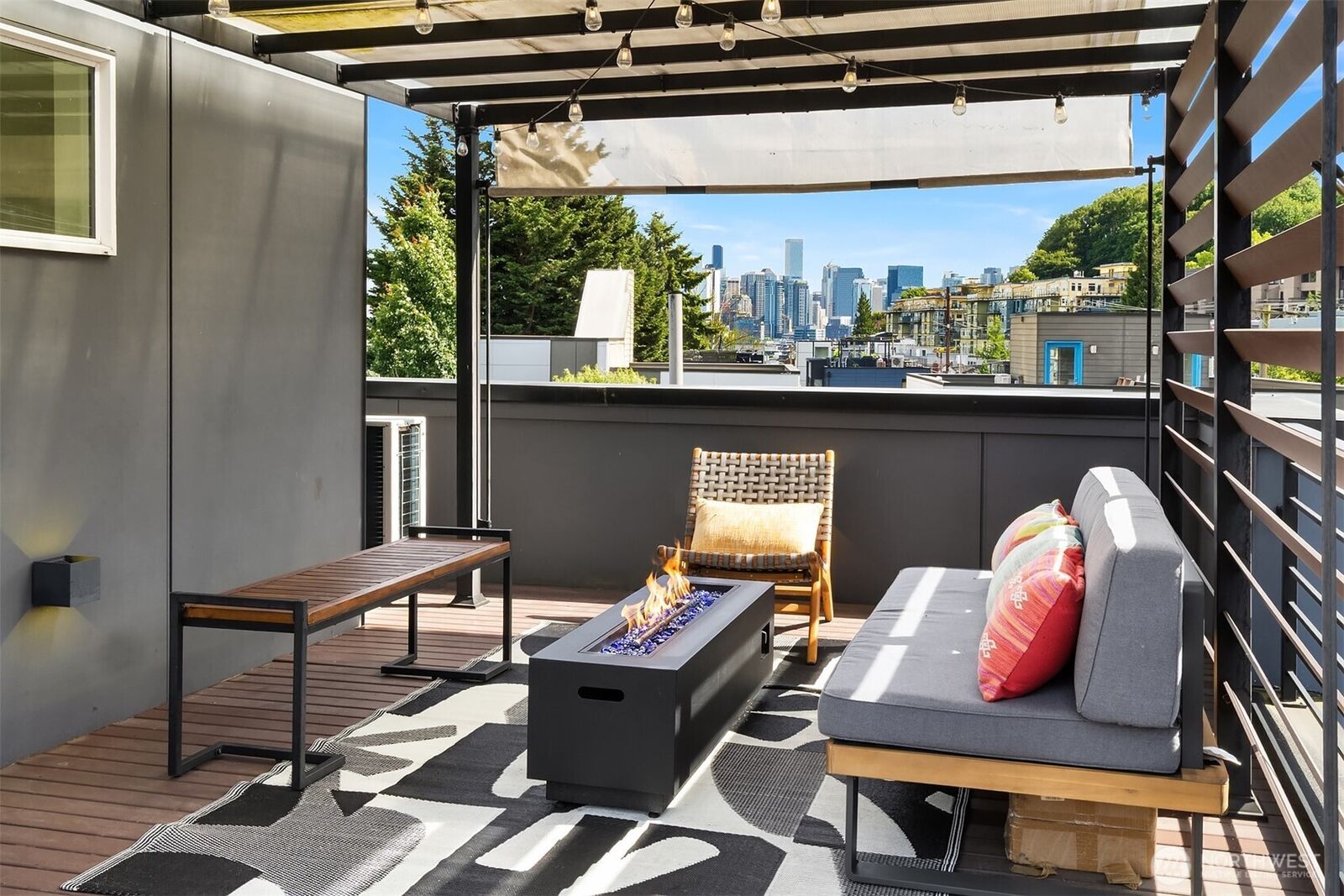 Property Photo:  2404  Dexter Avenue N D  WA 98109 