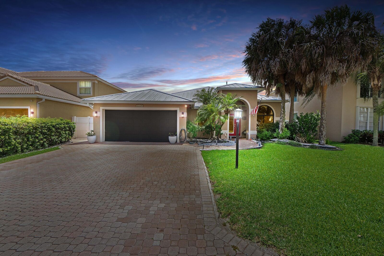 Property Photo:  12328 Saint Simon Drive  FL 33428 