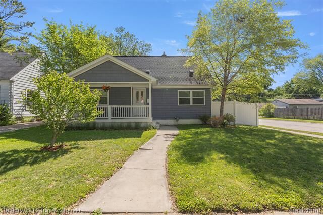 Property Photo:  2012 Cummings Avenue  MI 48072 