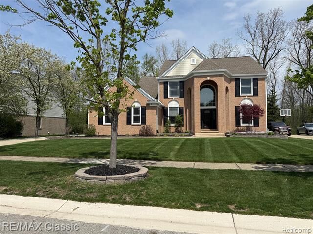Property Photo:  47272 Woodlong Drive  MI 48187 