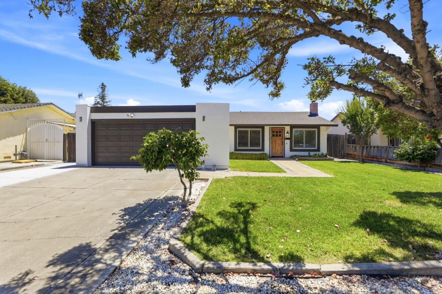 Property Photo: 4172 Ridgebrook Way CA 95111