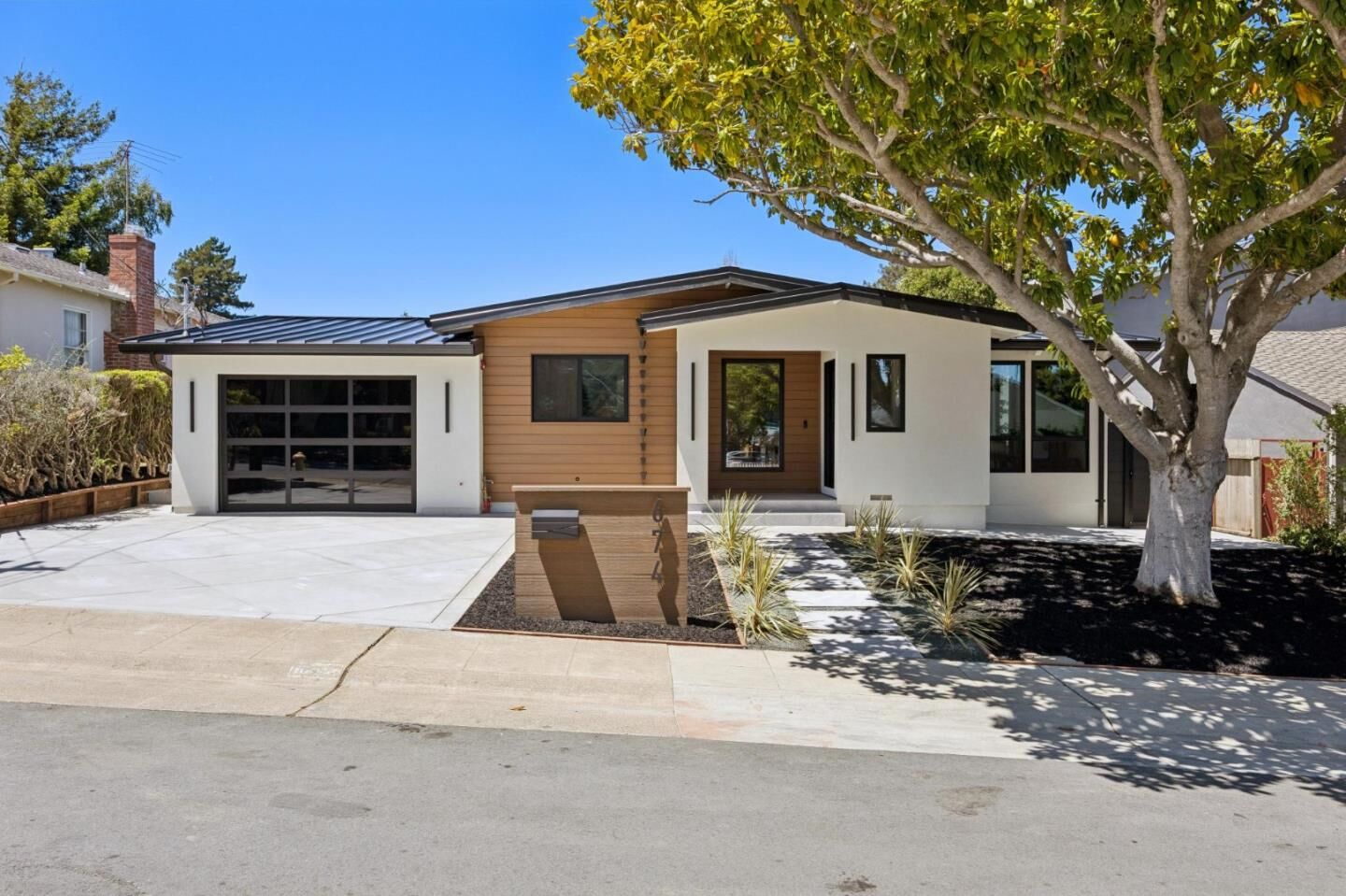 Property Photo: 674 30th Avenue CA 94403