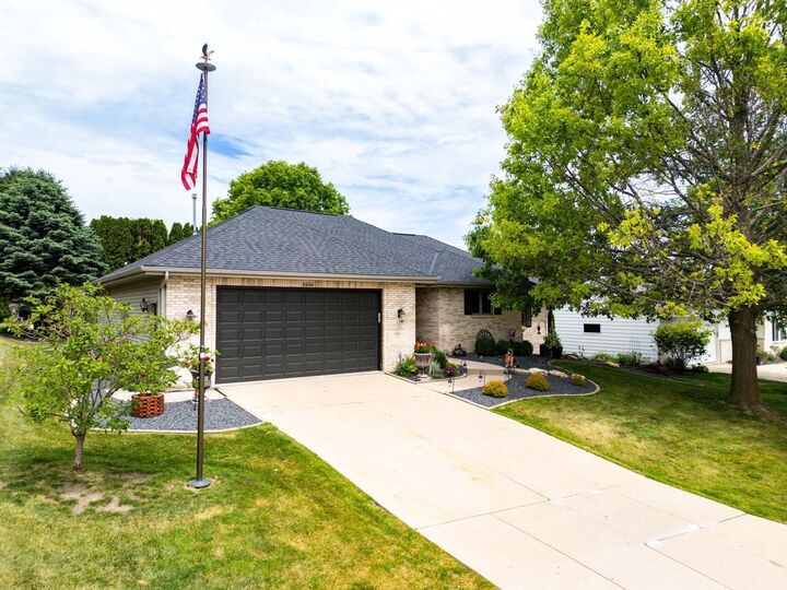 Property Photo: 2938 Yale Drive WI 53548